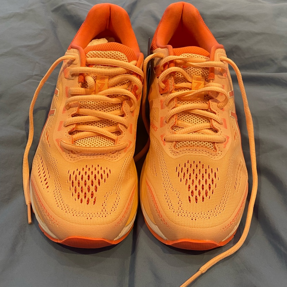 ASICS GT-2000 7 Peach Running Shoes